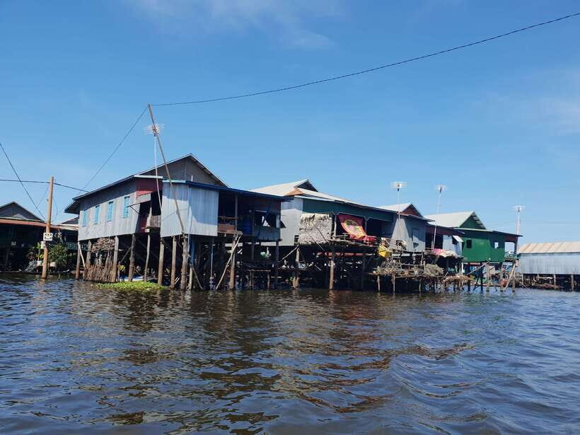Siem Reap: Kompong Khleang Floating Village Guided Tour - Season Matters: Rainy-Season Floating vs Dry-Season Stilts
