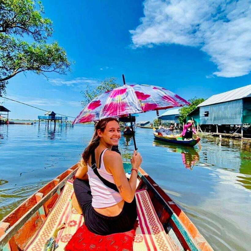 Siem Reap: Kompong Phluk Floating Village with Transfers - Artisans D’Angkor stop: useful, but know what it is
