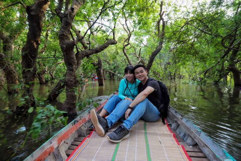 Siem Reap: Kulen Mountain, Beng Mealea, and Tonle Sap Tour - Kampong Phluk on Tonle Sap: stilt houses, mangroves, and boat time