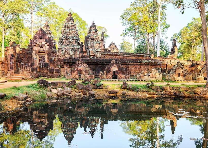 Siem Reap: Kulen Waterfalls and Banteay Srei Tour - Phnom Kulen National Park: 3 hours of jungle, photo stops, and walking
