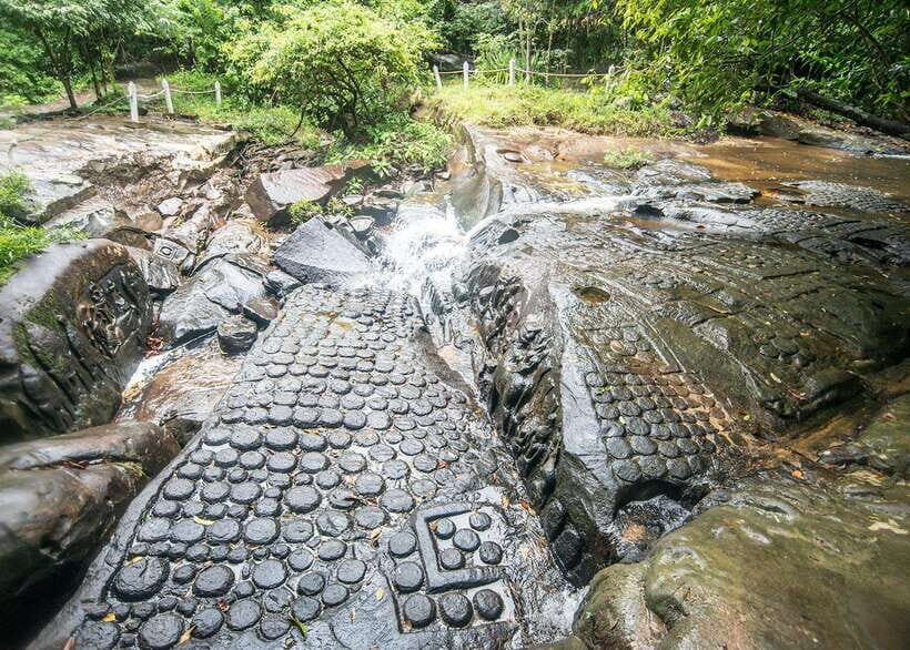 Siem Reap: Kulen Waterfalls and Banteay Srei Tour - Kulen Waterfalls: optional swim, cold water, and what to pack