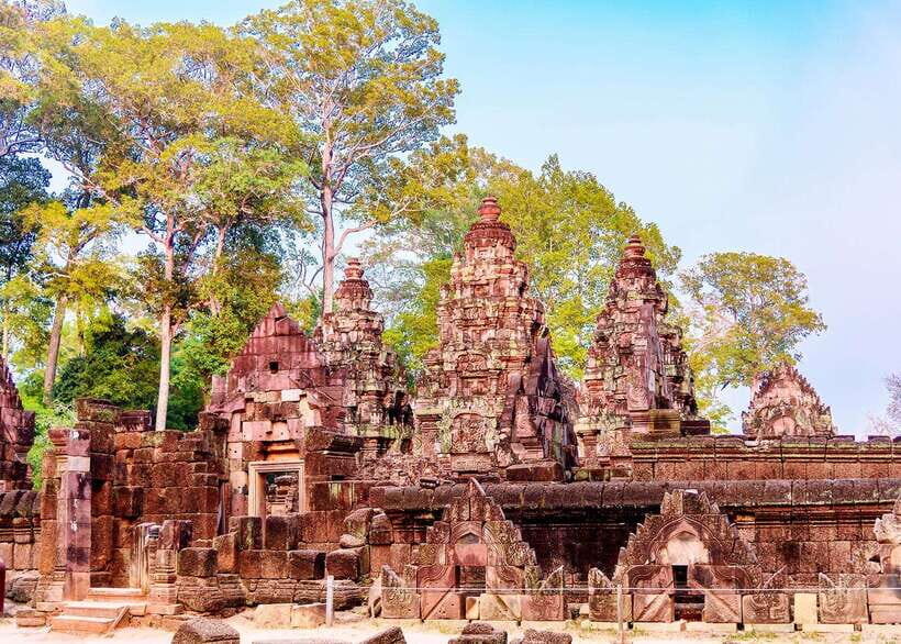 Siem Reap: Kulen Waterfalls and Banteay Srei Tour - Pickup, transport, and the private-group advantage