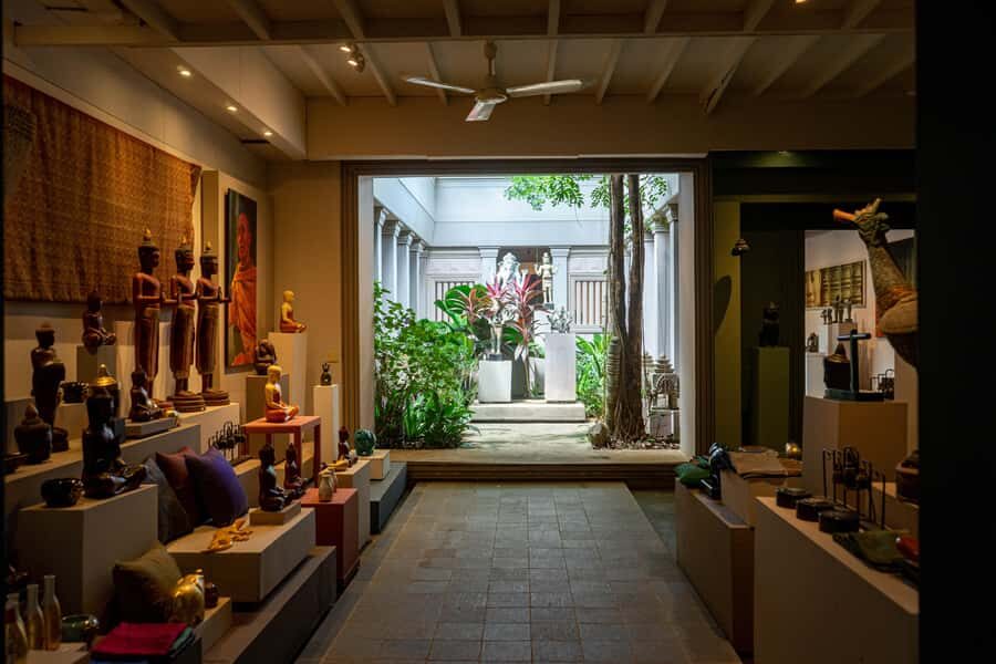 Siem Reap: Morning City Bike Tour with Local Expert - Price and value: what $45 really buys you