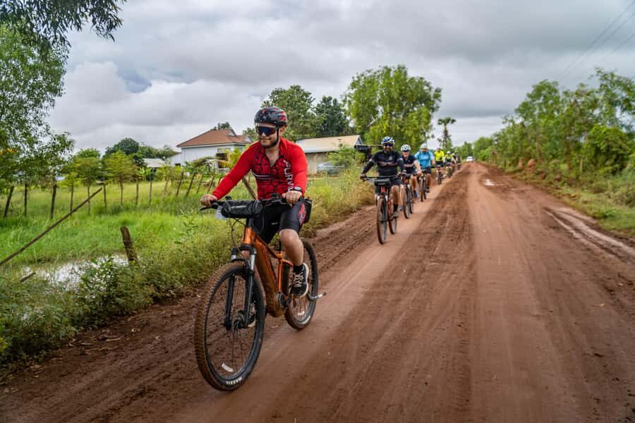 Siem Reap: Morning City Bike Tour with Local Expert - Wat Thmey Killing Field Memorial: learning with care and context