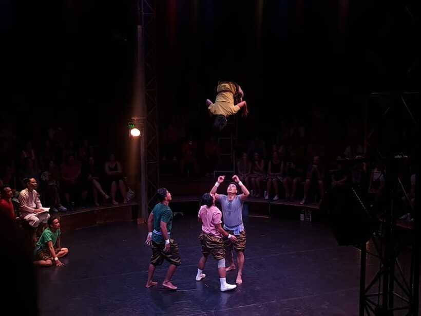 Siem Reap: Phare Circus Ticket with Tuk Tuk Transfer - Timing That Works: Arrive Early Without Being Stuck