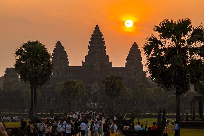 Siem Reap: Private Angkor Wat Sunrise & Tour Around Angkor Park - Who this private Angkor sunrise tour fits best