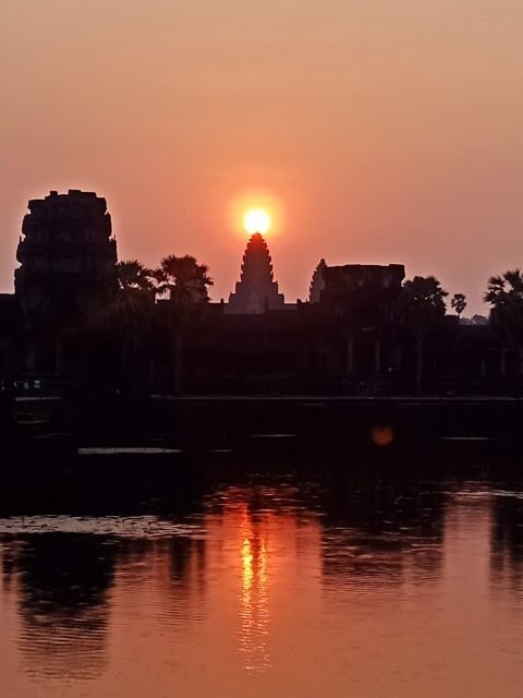 Siem Reap Private Tour: Angkor Wat Sunrise And Banteay Srei - What to Pack for Angkor Temple Weather and Temple Etiquette
