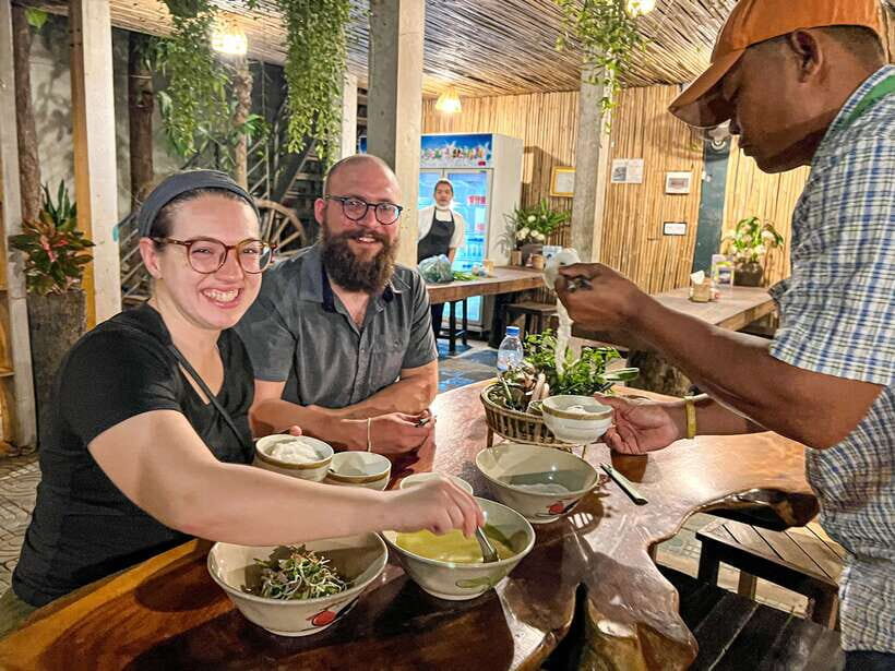 Siem Reap: Small Group Street Food Tour with Tuk-Tuk Ride - A 17:30 Tuk-Tuk Pickup and a Street-Level Food Plan