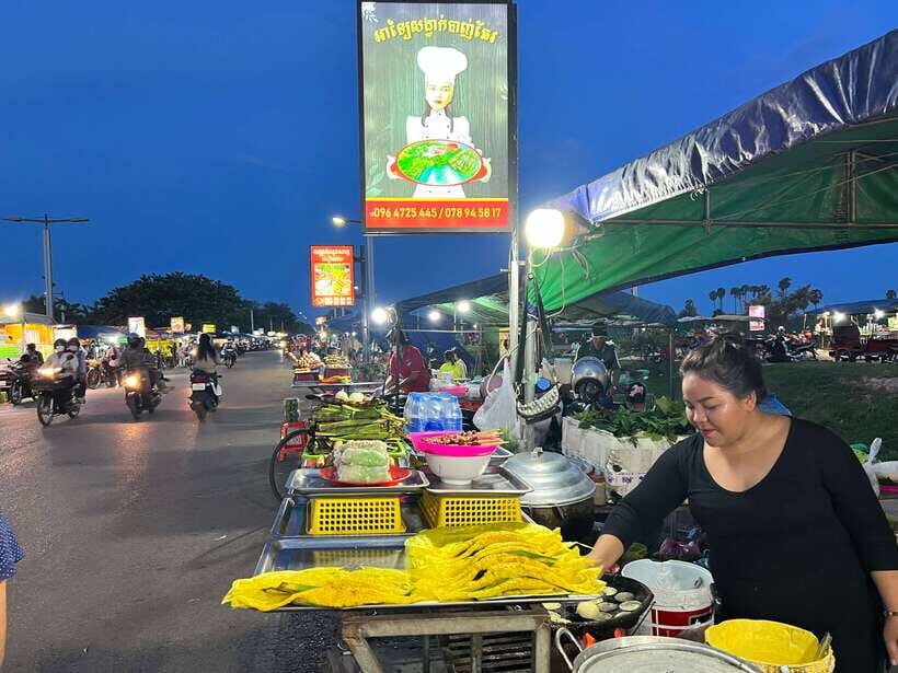 Siem Reap: Small Group Street Food Tour with Tuk-Tuk Ride - Night Market Time: Fruit, Mobile Clothing Stalls, and Sticky Rice Desserts