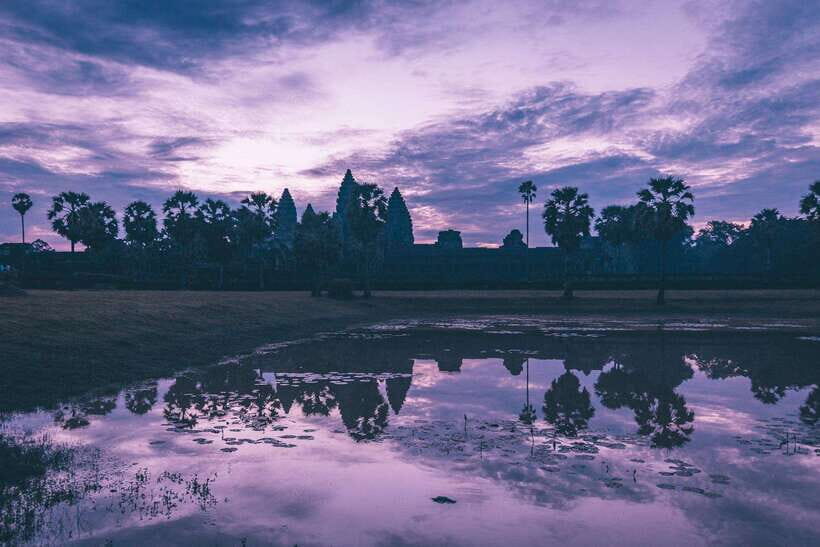 Siem Reap Sunrise Angkor Wat Temple Tour - Getting to Angkor: private rides make a noticeable difference