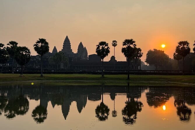 Siem Reap Sunrise Private Tour - Sunrise Angkor Wat: why early light changes everything