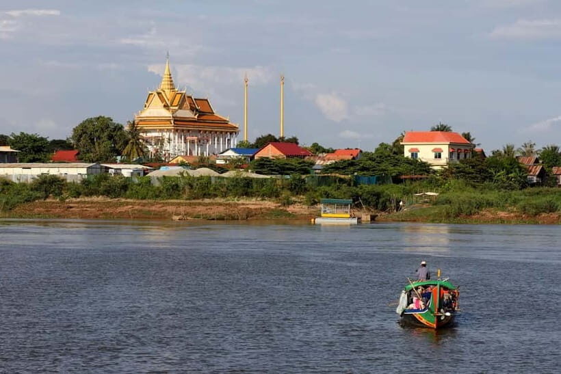 Siem Reap to Phnom Penh Full-Day land/cruise tour (one way) - BBQ Buffet Lunch, Fruits, and the Drinks You Get Included