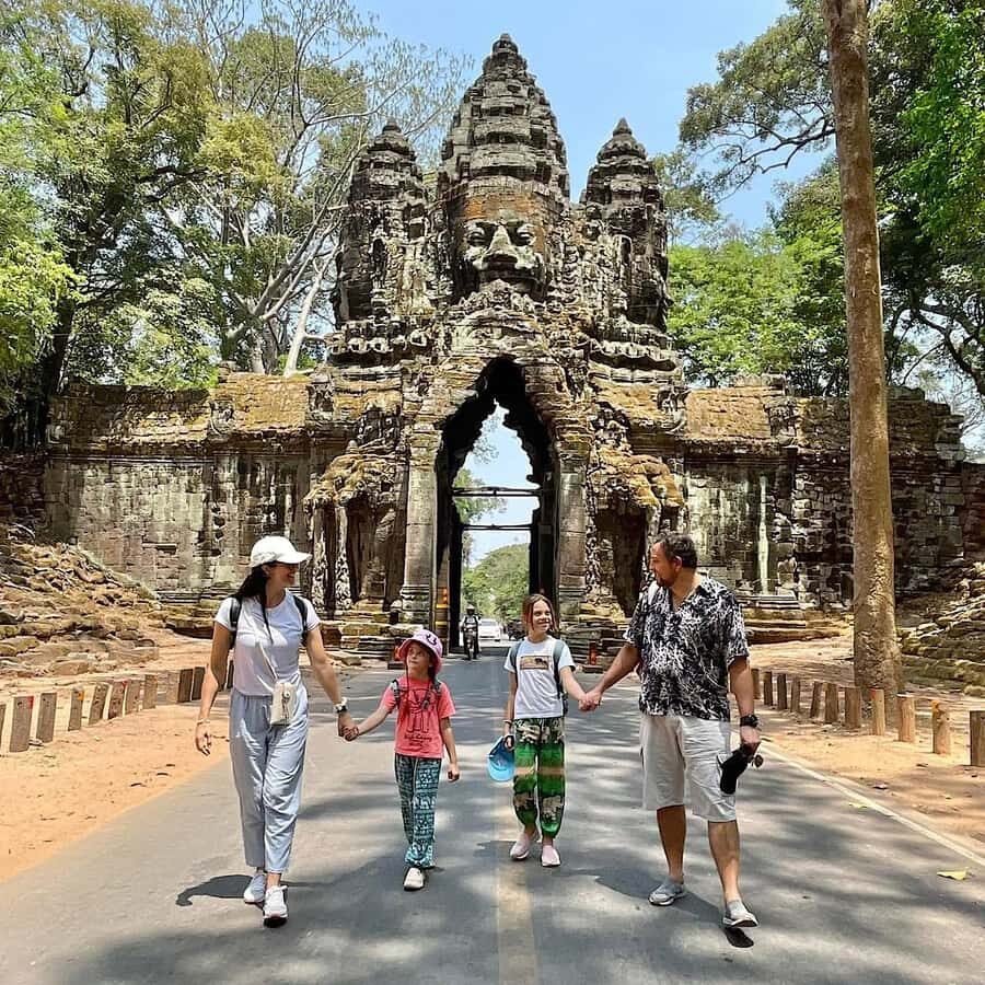 Siem Reap: Ultimate Angkor Wat Offbeat Experience by Jeep - Who this offbeat jeep tour fits best
