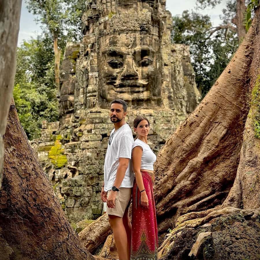 Siem Reap: Ultimate Angkor Wat Offbeat Experience by Jeep - Ta Prohm (Tomb Raider) and Victory Gate: the mood shift you want