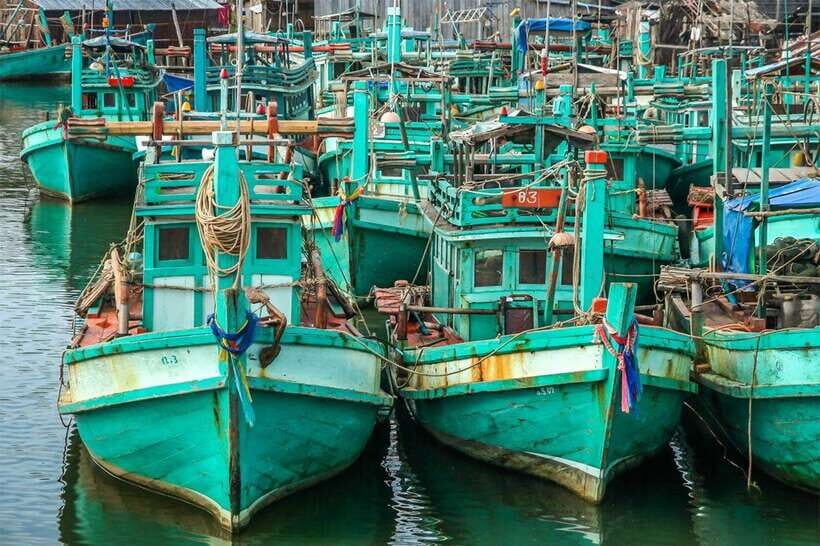 Sihanoukville City Tour for Cruise Passengers with 7 Stops - Wat Krom: temple time that explains local beliefs