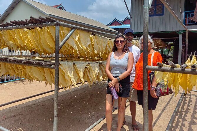 Silk Island Tuk Tuk Tour - Ferry back to Phnom Penh: a calm finish