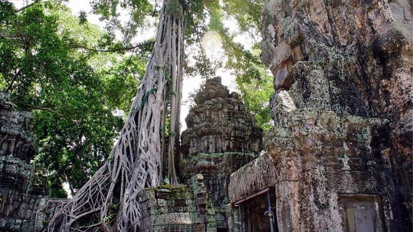 Small-Group Explore Angkor Wat Sunrise Tour with Guide - Pre Rup and the Pink Temple: brick Hindu power and striking color