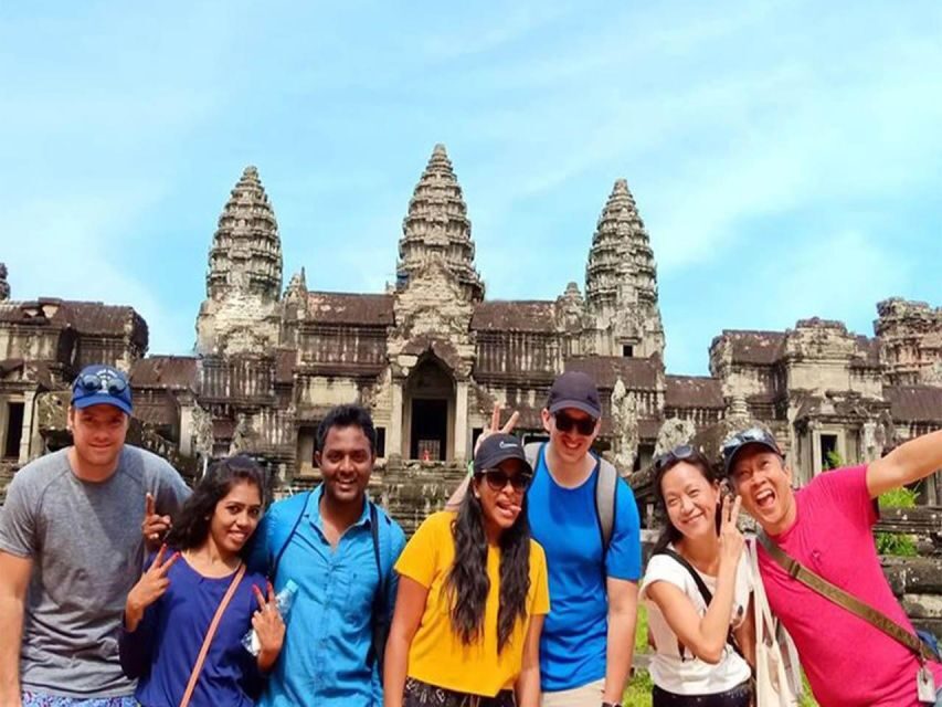 Small-Group Explore Angkor Wat Sunrise Tour with Guide - Getting there: tuk tuk or minivan, plus air-conditioned comfort