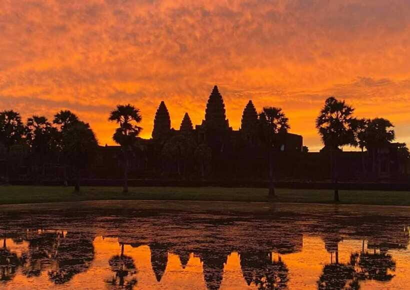 Sunrise at Angkor Wat and Small Tour with Tours Guide - Banteay Kdei: A Strong Ending to the Circuit