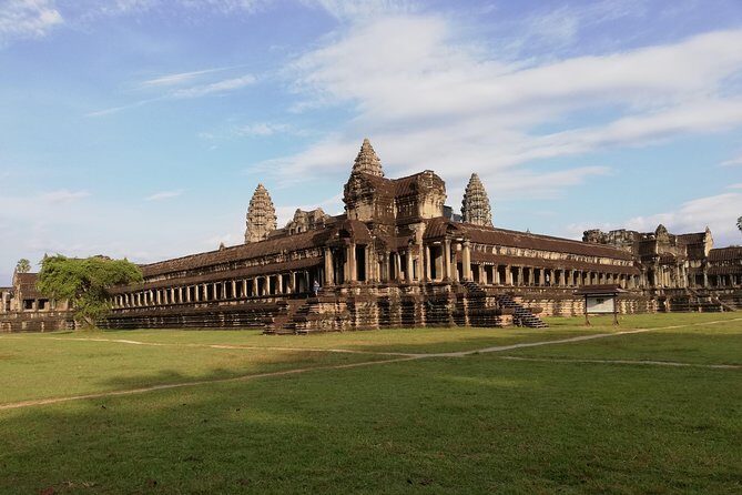 Sunrise Small Group Tour to Angkor Wat Temple - Price and Logistics: What $33 Really Buys (and What Costs Extra)
