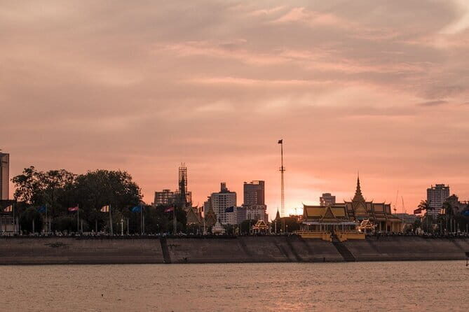 Sunset Cruise on the Mekong with Kanika Boat - Getting to Kanika Boat: The Hotel Lobby Access Tip That Saves Time