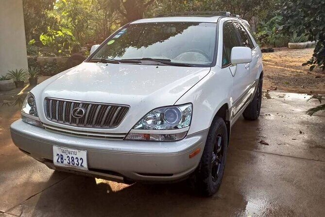 Taxi Phnom Penh or Techo Airport to Sihanoukville or vice versa - On the road via Sihanoukville Expressway
