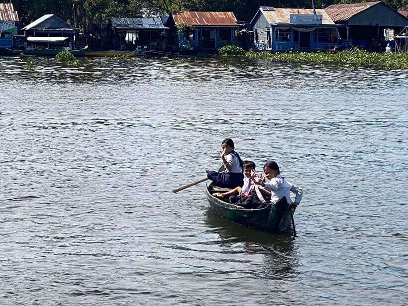 Tonle sap, Kompong Phluk (Floating village) - Price and Value: Does $15 Make Sense for a 5-Hour Trip?