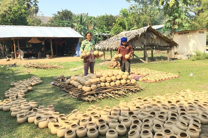 Transfer with tour-sightseeing Phnom Penh to Battambang - Private English-speaking driver: why it’s worth paying for
