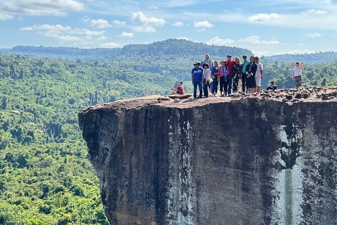 Two Day Angkor Temples Tours - What to Expect Walking Between Temples