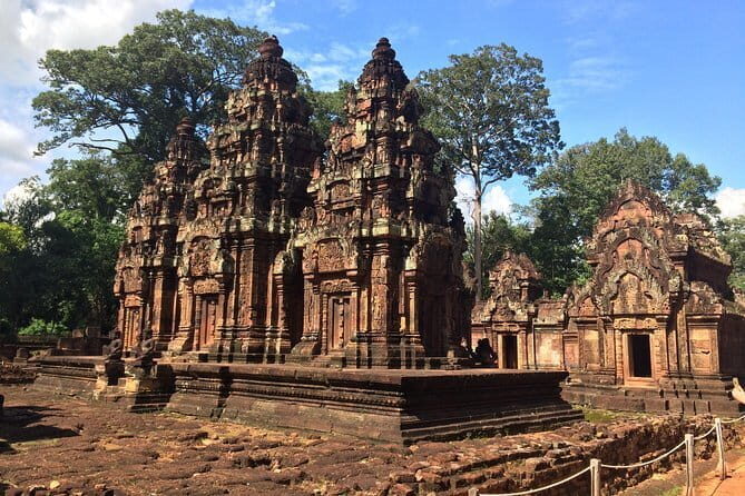 Two Days Angkor Complex, Beng Mealea plus Kampong Phluk Village - Day 1: Angkor Wat, Angkor Thom, Bayon, and Ta Prohm without the all-day blur
