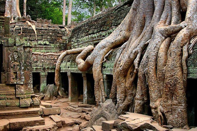 Two-days tour discovering Angkor Wat and Floating Village - Who This Tour Suits Best (and Who Should Rethink It)