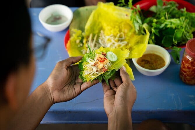 Ultimate Siem Reap Food Tour by Tuk Tuk - 20 Tastings, 8 Stops - What the guide actually does besides naming dishes