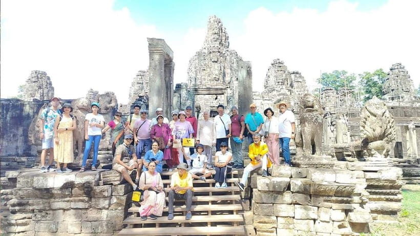 Ultimate Sunrise to Angkor Wat, Angkor Thom and Bayon Temple - Lunch reset: one hour at a local restaurant