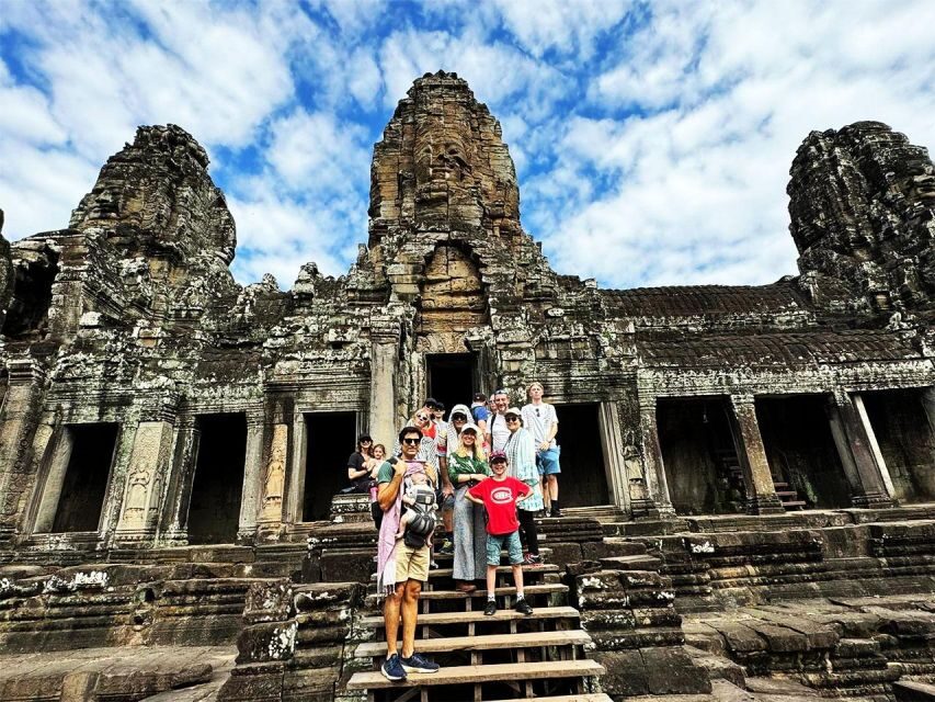 Ultimate Sunrise to Angkor Wat, Angkor Thom and Bayon Temple - Victory Gate (20 minutes): a quick finish with a sense of closure
