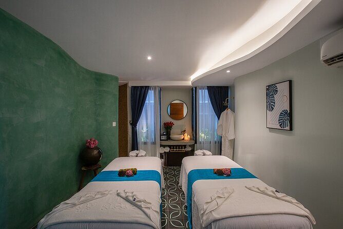 Warm Stone Massage - Therapist Check-Ins: Pressure Control You Can Feel